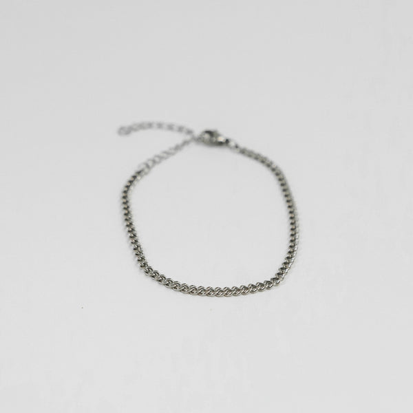 Dainty Curb Bracelet