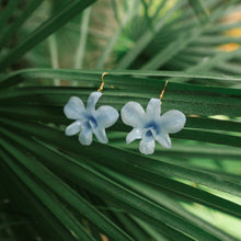 Load image into Gallery viewer, Orchid Earring
