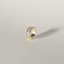 Load image into Gallery viewer, Plumeria Band Ring
