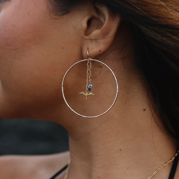 Iwa Bird Hammered Hoops