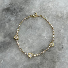 Load image into Gallery viewer, Icy Heart Bracelet
