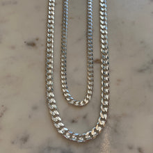 Load image into Gallery viewer, Big Curb Chrome Chain
