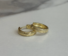 Load image into Gallery viewer, Heirloom Huggies

